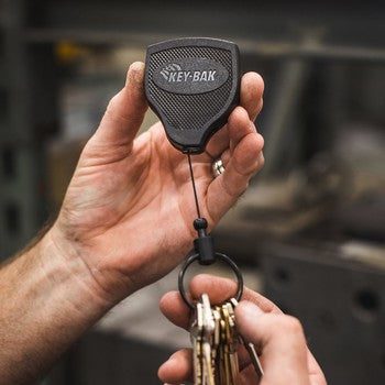 Load image into Gallery viewer, Key-Bak SUPER48: 36in Super Duty Kevlar Cord with Belt Clip
