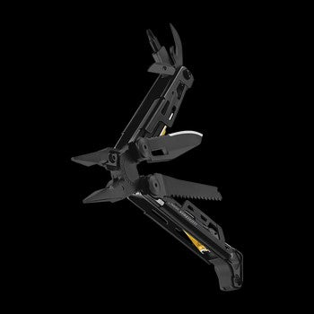 Leatherman Signal with Belt Sheath